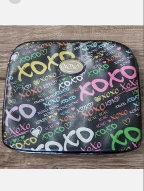 XOXO ACCESSORIES MULTICOLORED LAPTOP CASE